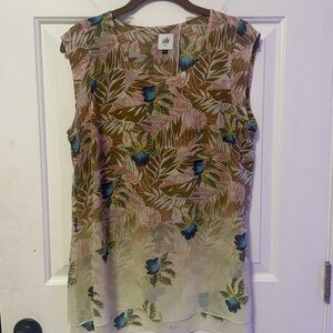 CAbi Women's Leaf Print Sleeveless Blouse Size Medium M